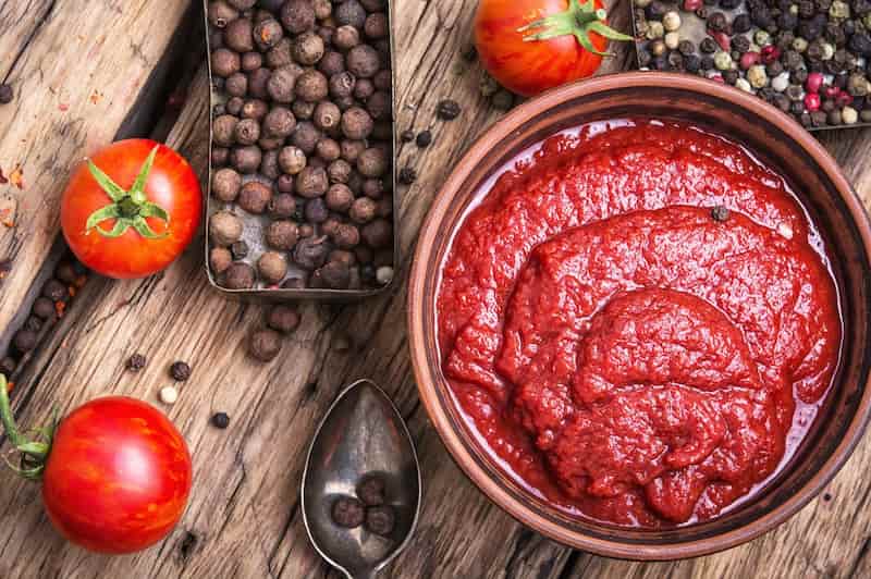 تصویر 3 از رب گوجه فرنگی چین چین با طعم ماندگار و کیفیت تضمینی